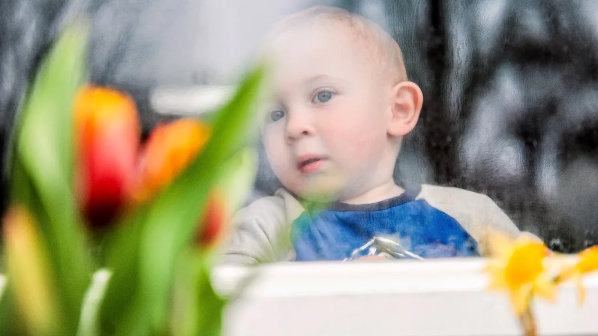 Occuper les enfants un jour de pluie : 10 idées express
